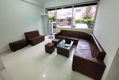Hall Image of 300 Sq.ft 1 RK Apartment / Flat for rent in Vijay Nagar Indore for Rs. 10500