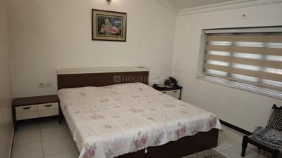 Bedroom Image of 5832 Sq.ft 4 BHK Villa for sale in Prahlad Nagar Ahmedabad for Rs. 150000000