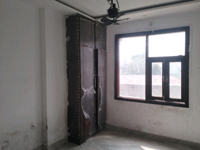 Bedroom Image of 950 Sq.ft 3 BHK Builder Floor for sale in Rohini Sector 28 New Delhi for Rs. 8600000