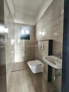 Bathroom Image of 6600 Sq.ft 4.5 BHK Independent House for rent in Injambakkam Chennai for Rs. 260000