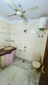Bathroom Image of 1800 Sq.ft 5 BHK Independent House for sale in Ansal C1 - Block, Palam Vihar Gurgaon for Rs. 38000000