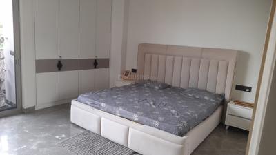 Bedroom Image of 1800 Sq.ft 3 BHK Builder Floor for sale in Janakpuri New Delhi for Rs. 39000000