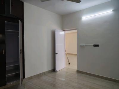 Bedroom Image of 1200 Sq.ft 3 BHK Apartment / Flat for rent in Vasant Kunj New Delhi for Rs. 75000