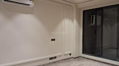Bedroom Image of 2700 Sq.ft 4 BHK Builder Floor for sale in Greater Kailash II New Delhi for Rs. 124900000