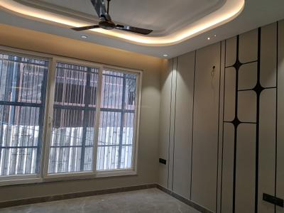 Bedroom Image of 1800 Sq.ft 3 BHK Builder Floor for sale in Paschim Vihar New Delhi for Rs. 40000000