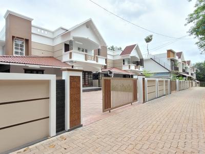 Building Image of 2950 Sq.ft 4 BHK Villa for sale in Kakkanad Kochi for Rs. 14500000