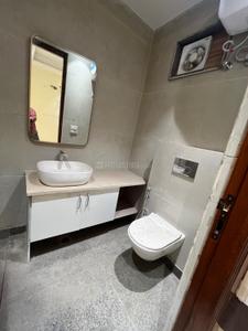 Image of 900 Sq.ft 2 BHK Builder Floor for sale in Patel Nagar, New Delhi for Rs. 14000000