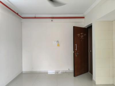 Living Room Image of 590 Sq.ft 1 BHK Apartment / Flat for rent in Hiranandani Estate Thane for Rs. 25000