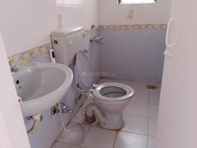 Bathroom Image of 1060 Sq.ft 2 BHK Apartment / Flat for sale in Gulmohar Parkview, Kharadi Pune for Rs. 11500000