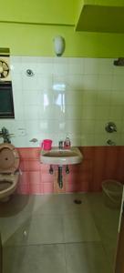 Bathroom Image of 1525 Sq.ft 3 BHK Apartment / Flat for rent in City High, Tollygunge Kolkata for Rs. 65000