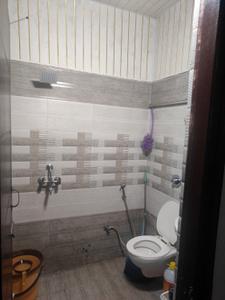 Bathroom Image of 900 Sq.ft 3 BHK Builder Floor for sale in Dream Rehmat Homez, Sanauli Zirakpur for Rs. 4700000
