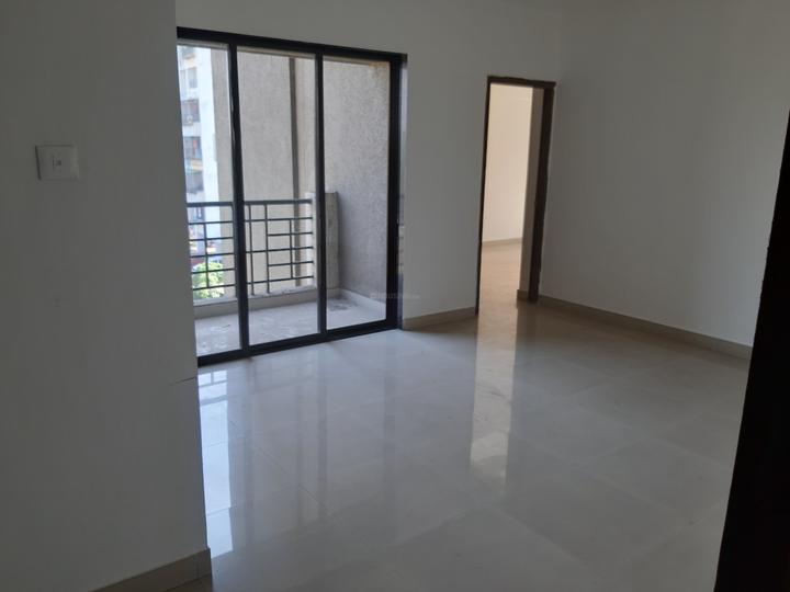 MB Lotus Court Property Details Video 1