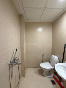 Image of 2300 Sq.ft 3.5 BHK Apartment / Flat for rent in DLF One Midtown, Karampura, New Delhi for Rs. 95000