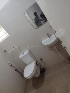 Bathroom Image of 650 Sq.ft 1 BHK Apartment / Flat for rent in Whitefield Bengaluru for Rs. 25000