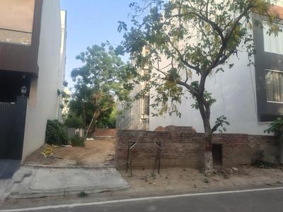Image of 276 Sq.ft Residential Plot / Land for sale in Suncity Township, Sector 54, Gurgaon for Rs. 110000000