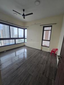 Hall Image of 900 Sq.ft 2 BHK Apartment / Flat for sale in The Atmosphere Phase 1, Mulund West Mumbai for Rs. 18000000