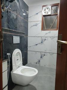 Common Bathroom One Image of 2000 Sq.ft 4 BHK Apartment / Flat for sale in Chhattarpur New Delhi for Rs. 18000000