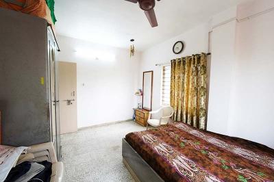 Bedroom Image of 450 Sq.ft 2 BHK Apartment / Flat for sale in Naranpura Ahmedabad for Rs. 4500000
