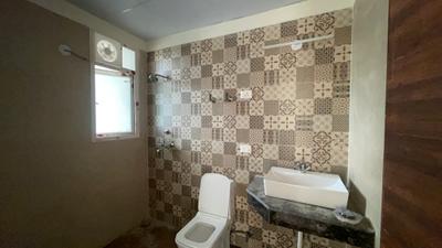 Image of 1350 Sq.ft 3 BHK Apartment / Flat for rent in Sikka Kimaantra Greens, Sector 79, Noida for Rs. 32000