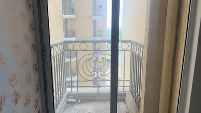 Balcony Image of 900 Sq.ft 2 BHK Apartment / Flat for rent in Prateek Grand City, Siddharth Vihar Ghaziabad for Rs. 23000