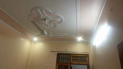 Bedroom Image of 1000 Sq.ft 2 BHK Builder Floor for rent in Indira Nagar Lucknow for Rs. 16500