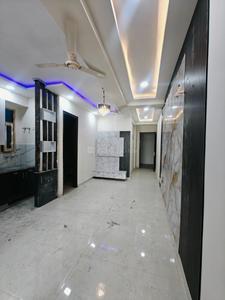 Hall Image of 800 Sq.ft 2 BHK Apartment / Flat for sale in Paradise Homes, Sector 73 Noida for Rs. 3900000