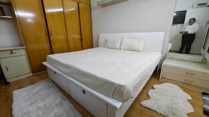 DLF Wellington Estate Bedroom 1