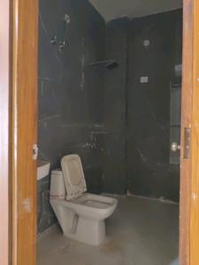 Common Bathroom One Image of 1800 Sq.ft 4 BHK Villa for sale in Villa Chipyana, Chipiyana Buzurg Ghaziabad for Rs. 10700000