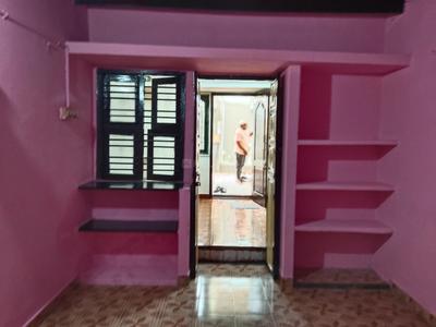 Bedroom Image of 800 Sq.ft 2 BHK Builder Floor for rent in Choolaimedu Chennai for Rs. 14000