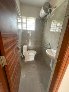 Bathroom Image of 500 Sq.ft 1 BHK Builder Floor for rent in HSR Layout Bengaluru for Rs. 24500