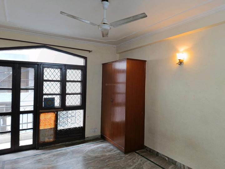 saket Main Image 1
