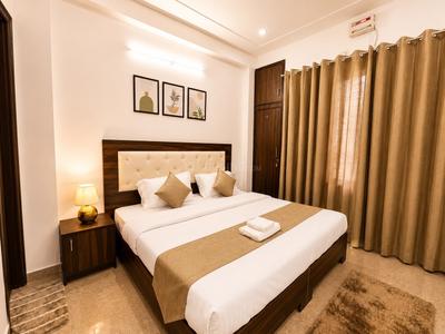 Bedroom Image of 2400 Sq.ft 3 BHK Builder Floor for rent in Sun City, Sector 54 Gurgaon for Rs. 85000