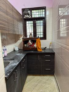 Kitchen Image of 650 Sq.ft 2 BHK Builder Floor for rent in Sector 3 Rohini New Delhi for Rs. 18000