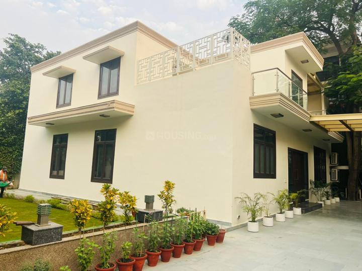 5 BHK 7650 Sqft Villa for sale at Sainik Farm, New Delhi Property ID