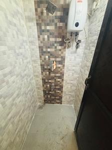 Bathroom Image of 260 Sq.ft 1 RK Apartment / Flat for rent in Worli Mumbai for Rs. 38000