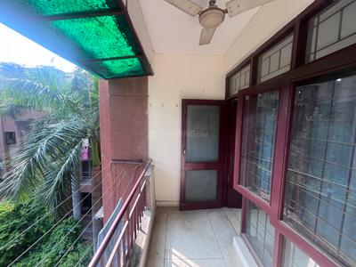 Balcony Image of 1300 Sq.ft 3 BHK Apartment / Flat for rent in Bhagyawan Apartments, Mayur Vihar Phase 1 New Delhi for Rs. 50000