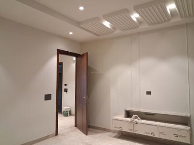 Bedroom Image of 1800 Sq.ft 3 BHK Builder Floor for sale in Paschim Vihar New Delhi for Rs. 39000000