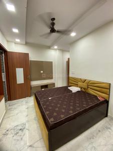 Bedroom Image of 1000 Sq.ft 2 BHK Builder Floor for sale in Ramesh Nagar New Delhi for Rs. 15500000