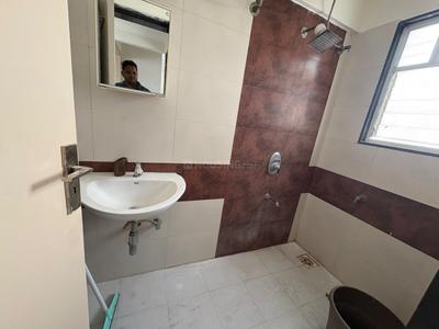 Bathroom Image of 700 Sq.ft 1 BHK Apartment / Flat for rent in Sancheti Belcastel, Mundhwa Pune for Rs. 26500