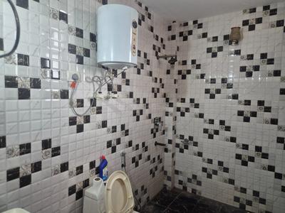 Image of 2400 Sq.ft 3 BHK Duplex for rent in Sector 40, Noida for Rs. 41000