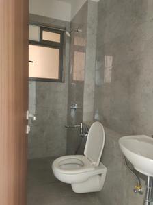 Common Bathroom Image of 800 Sq.ft 2 BHK Apartment / Flat for sale in Sheth Auris Bliss, Malad West Mumbai for Rs. 19700000