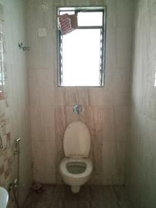 Common Bathroom Image of 1500 Sq.ft 3 BHK Apartment / Flat for rent in Dharamveer Nagar Thane for Rs. 55500