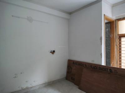 Bedroom Image of 750 Sq.ft 2 BHK Apartment / Flat for sale in Sangam Vihar New Delhi for Rs. 4000000