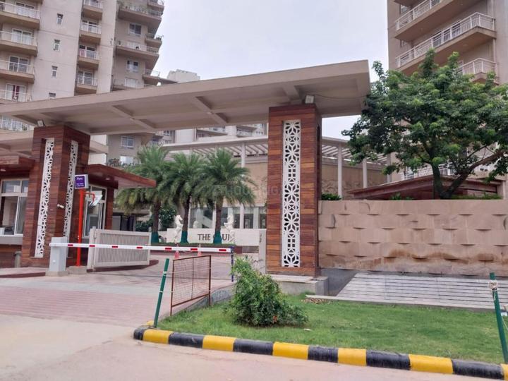 Puri Diplomatic Residences Main Image 1