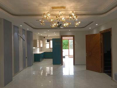 Living Room Image of 2440 Sq.ft 4 BHK Builder Floor for sale in Sector 37 Faridabad for Rs. 26600000