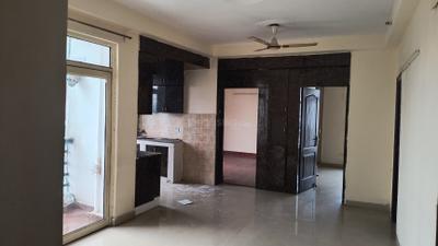 Living Room Image of 1150 Sq.ft 2.5 BHK Apartment / Flat for rent in Gardenia Glory, Sector 46 Noida for Rs. 33000
