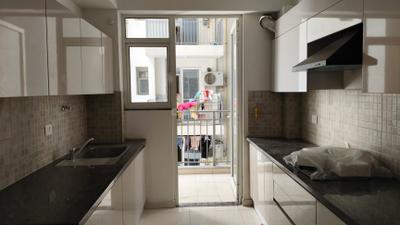 Kitchen Image of 2088 Sq.ft 3 BHK Apartment / Flat for sale in Godrej Woods, Sector 43 Noida for Rs. 43500000