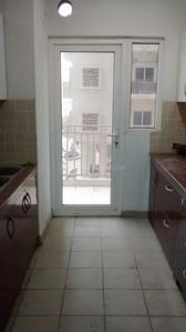 Kitchen Image of 2450 Sq.ft 4 BHK Apartment / Flat for sale in Mahagun Moderne, Sector 78 Noida for Rs. 36500000
