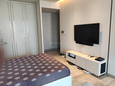 Bedroom Image of 3300 Sq.ft 4 BHK Apartment / Flat for sale in Lodha World Crest, Lower Parel Mumbai for Rs. 162500000