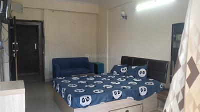 Bedroom Image of 440 Sq.ft 1 RK Apartment / Flat for rent in Supertech Ecociti, Sector 137 Noida for Rs. 20000